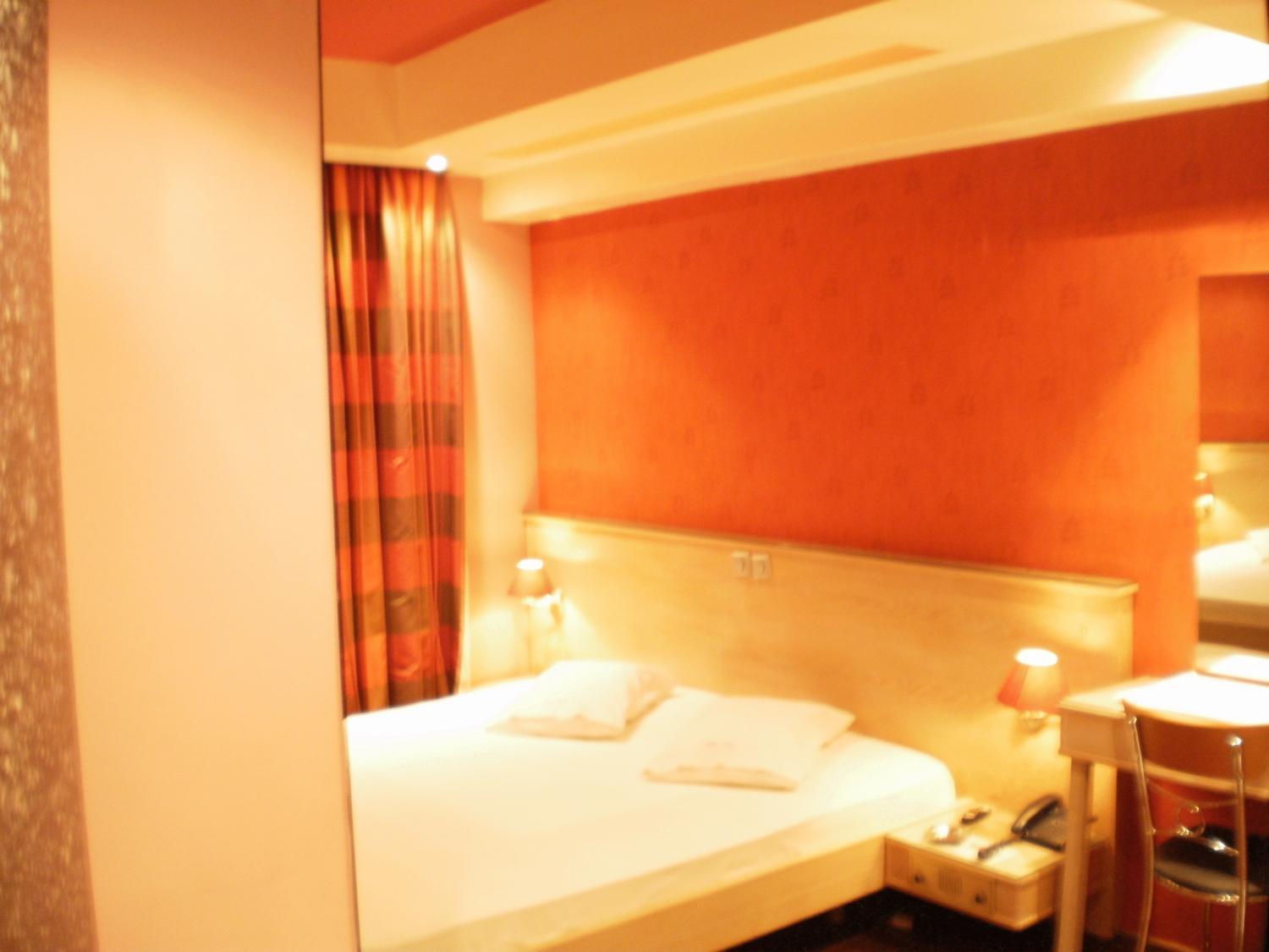 Hotel Niki Pireo Esterno foto